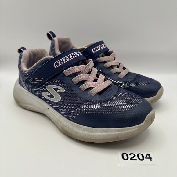 SKECHERS Kids size 4 Blue/Pink Running Shoes - Picture 2 of 7